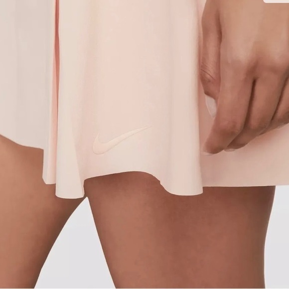 Nike Women's Club 15'' Golf Skort Size XL - Picture 2 of 10